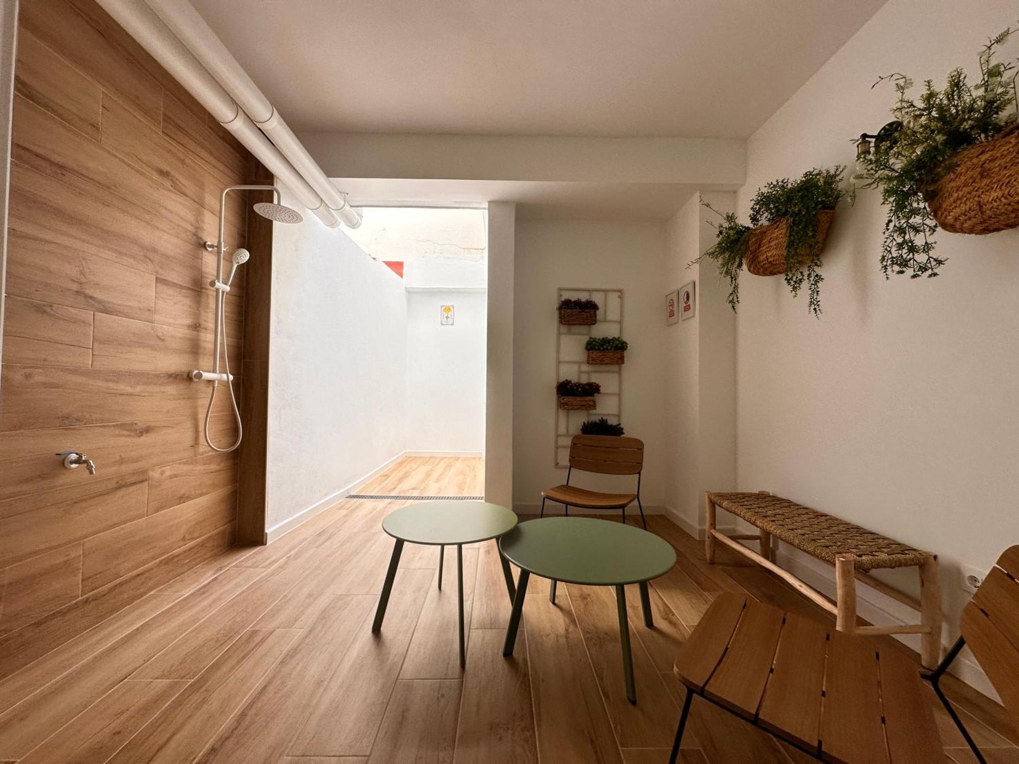 & Ayora Apartment