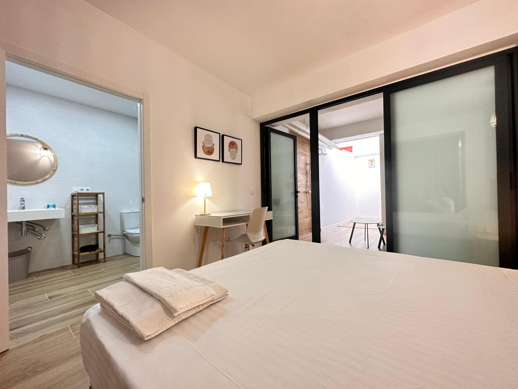 & Ayora Apartment